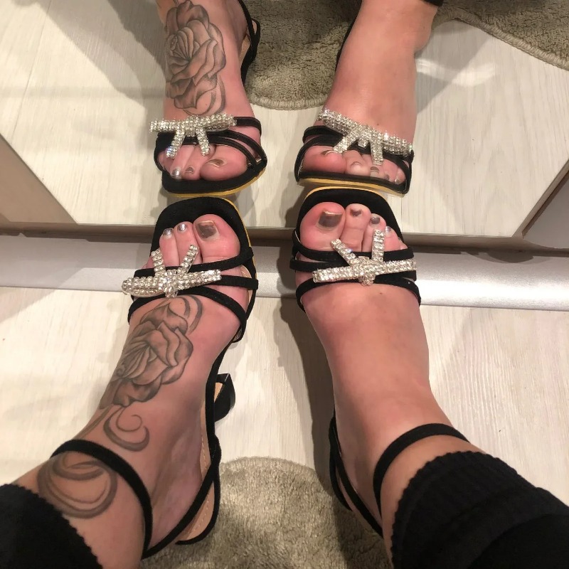 Sandal Wanita Hak Ultra Tinggi - Rhinestone Sandal Women ulasan dan harga