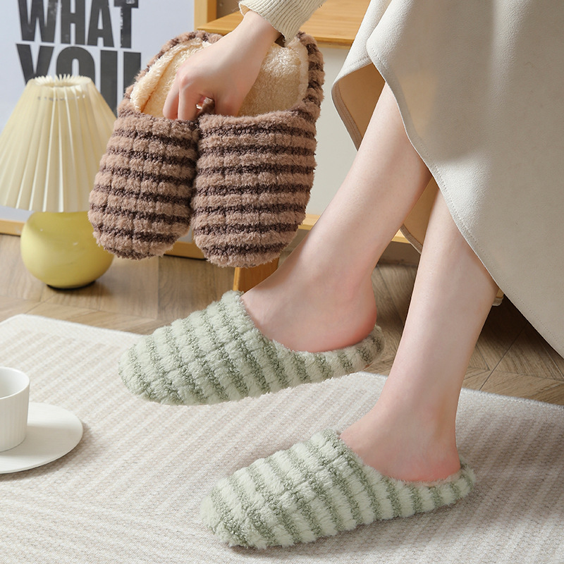 Sandal rumah pasangan bergaya  - Women Shoes Japan ulasan dan harga