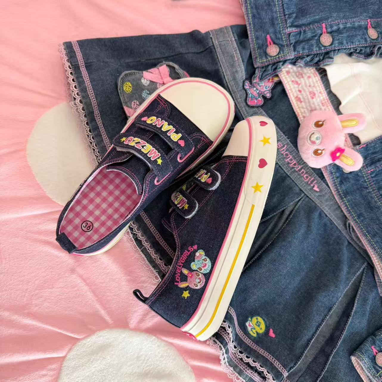 Sepatu Sneakers Bordir Rendah  - Women Shoes Japan ulasan dan harga