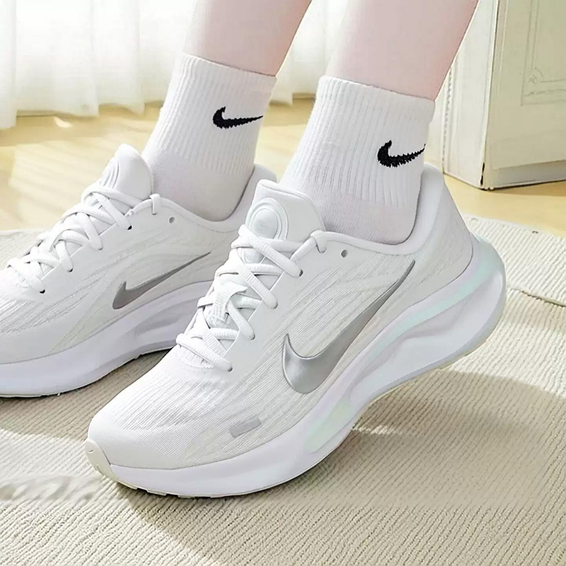 Sepatu Olahraga Lari NIKE Wani - Women'S Shoes New Balance ulasan dan harga