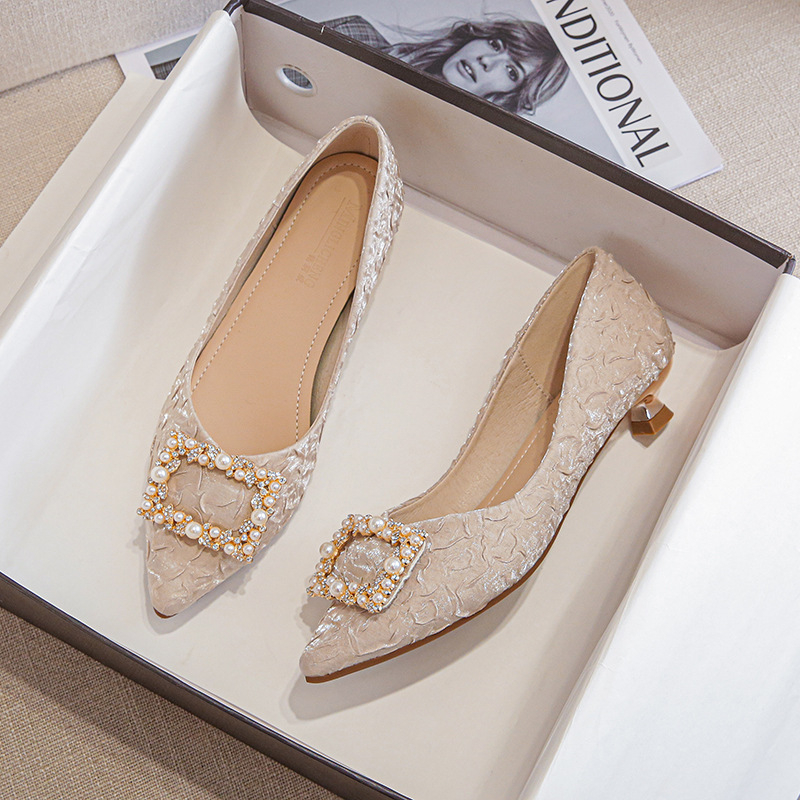 Sepatu hak rendah berujung run - Women Shoes Elegant ulasan dan harga